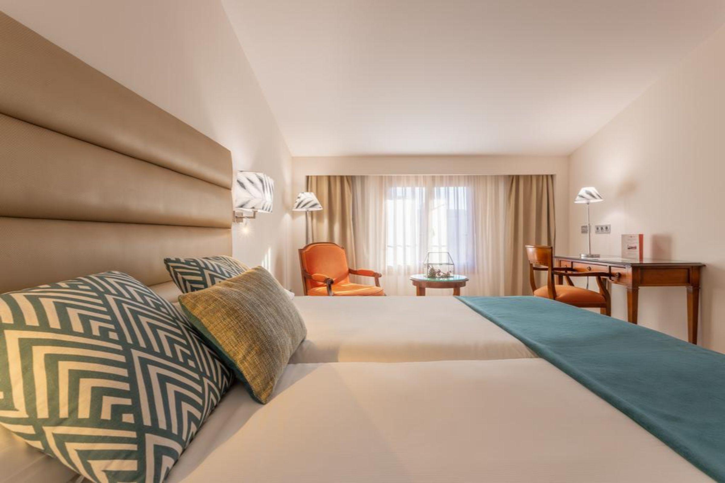Hotel Izan
