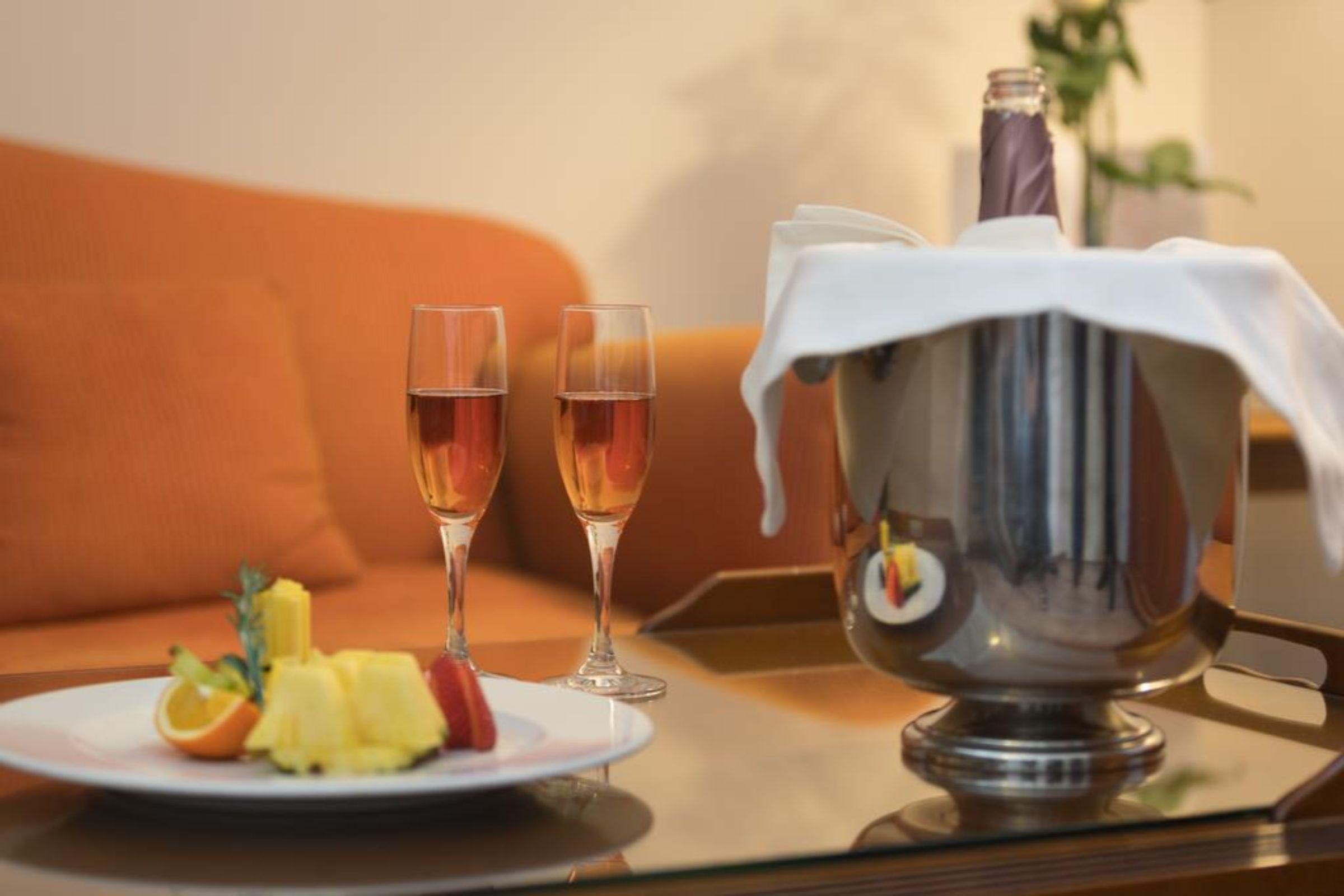 Izan Hotel