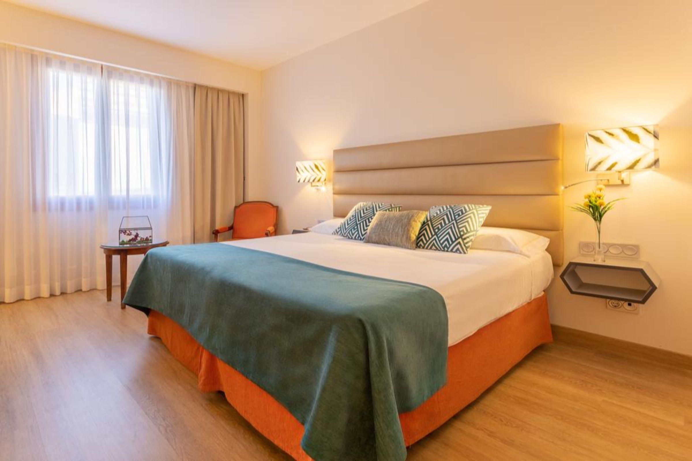 Izan Hotel Trujillo